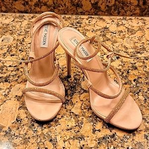 Gorgeous Steve Madden high heels.  Gold & Tan. Size 7.